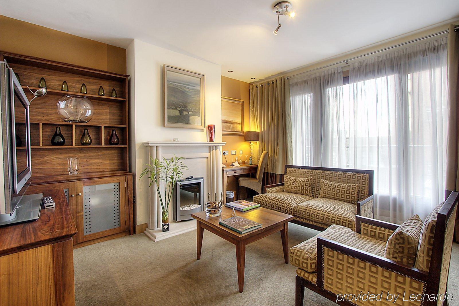 Brooks Hotel Dublin Room photo